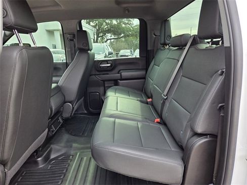 Used 2025 Chevrolet Silverado 2500 W/T image 13