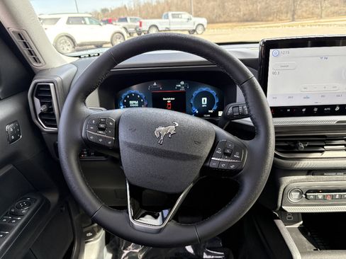 New 2025 Ford Bronco Sport Outer Banks w/ Outer Banks Tech Package+ AWD/4WD image 26