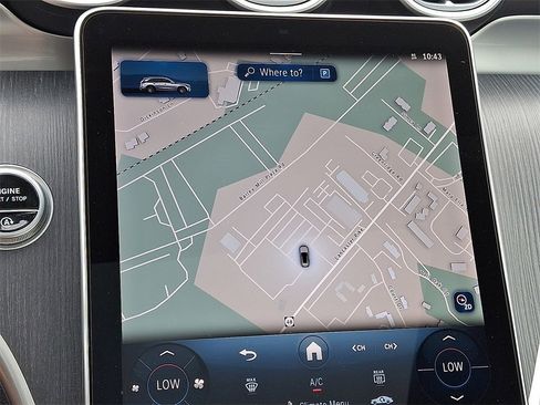 Certified 2025 Mercedes-Benz GLC 300 4MATIC image 18