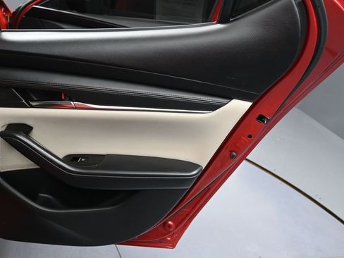 Used 2020 MAZDA MAZDA3 AWD Hatchback w/ Preferred Pkg image 33