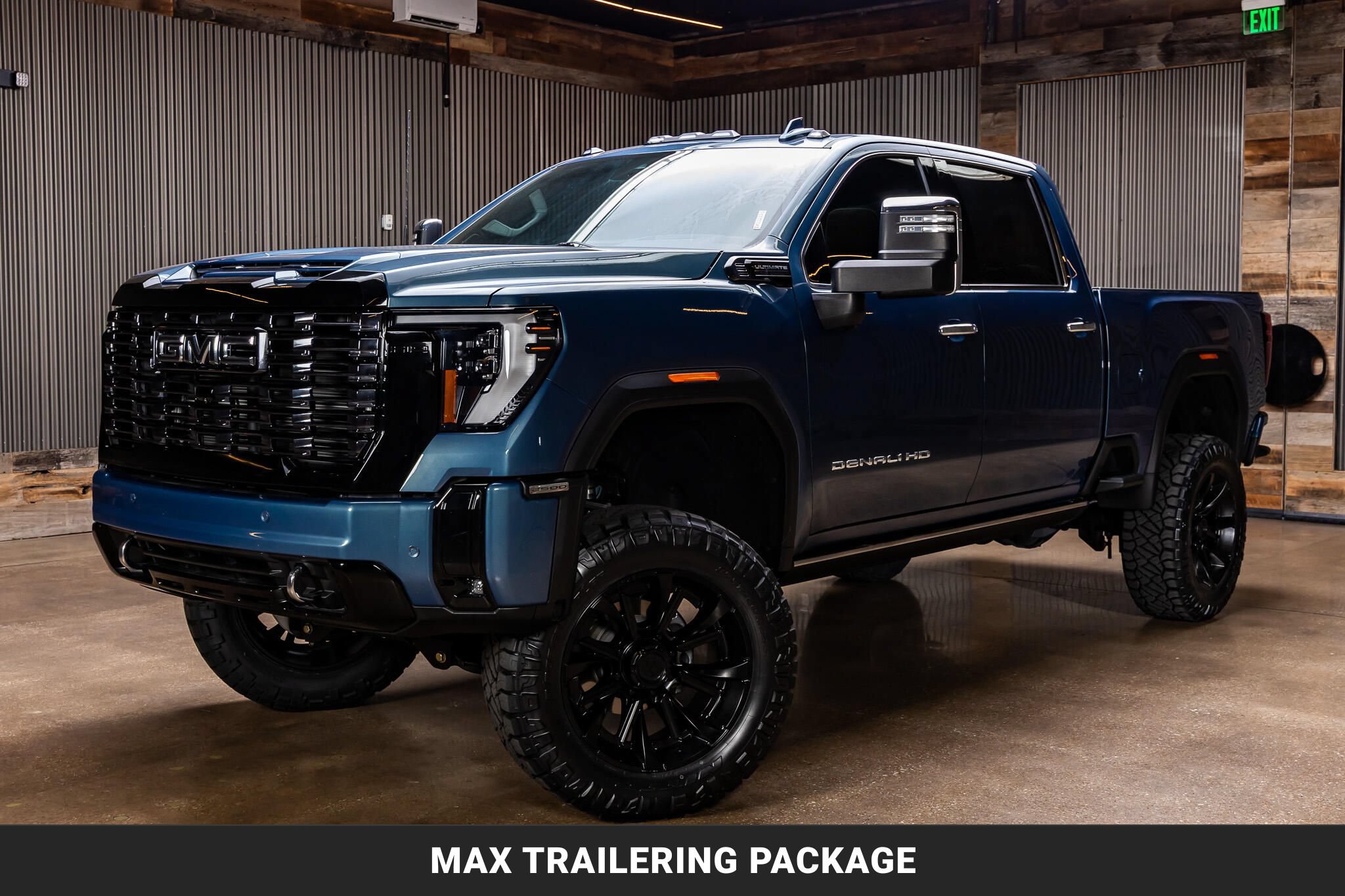 Used 2025 GMC Sierra 2500 Denali Ultimate w/ Max Trailering Package AWD/4WD image 5