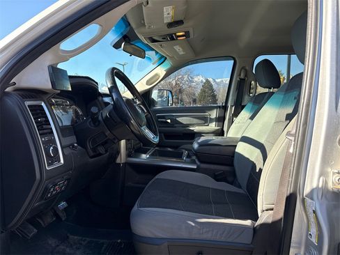 Used 2017 RAM 2500 SLT image 8