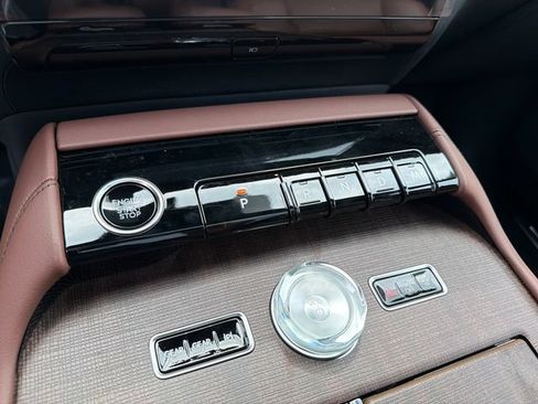 New 2027 Lincoln Navigator Reserve AWD/4WD image 34