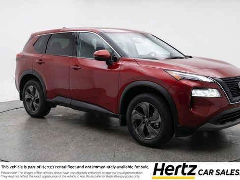 Used 2025 Nissan Rogue SV AWD/4WD image 1