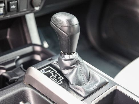 Used 2021 Toyota Tacoma SR5 image 18