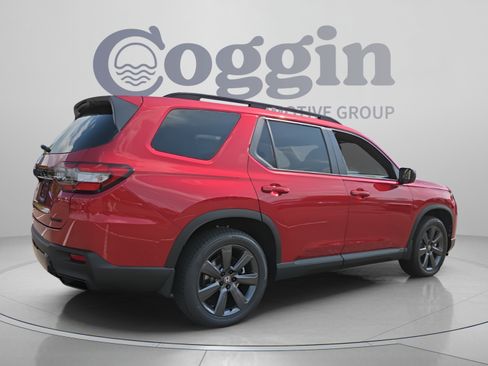 New 2026 Honda Pilot Sport image 5