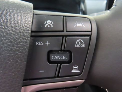 Used 2026 Toyota Camry SE w/ Convenience Package FWD image 20