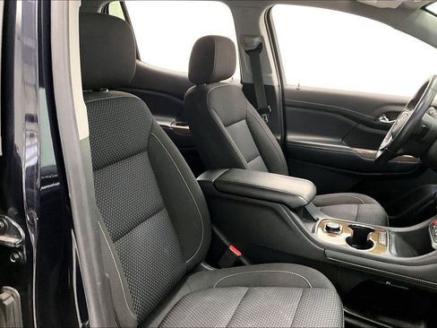 Used 2021 GMC Acadia SLE image 7