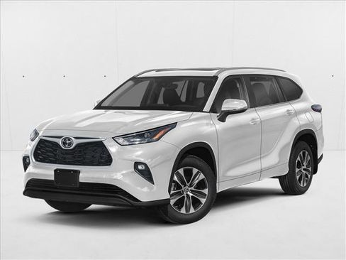 Certified 2024 Toyota Highlander XLE image 1