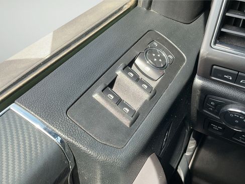 Used 2020 Ford F150 XLT w/ Equipment Group 302A Luxury AWD/4WD image 14