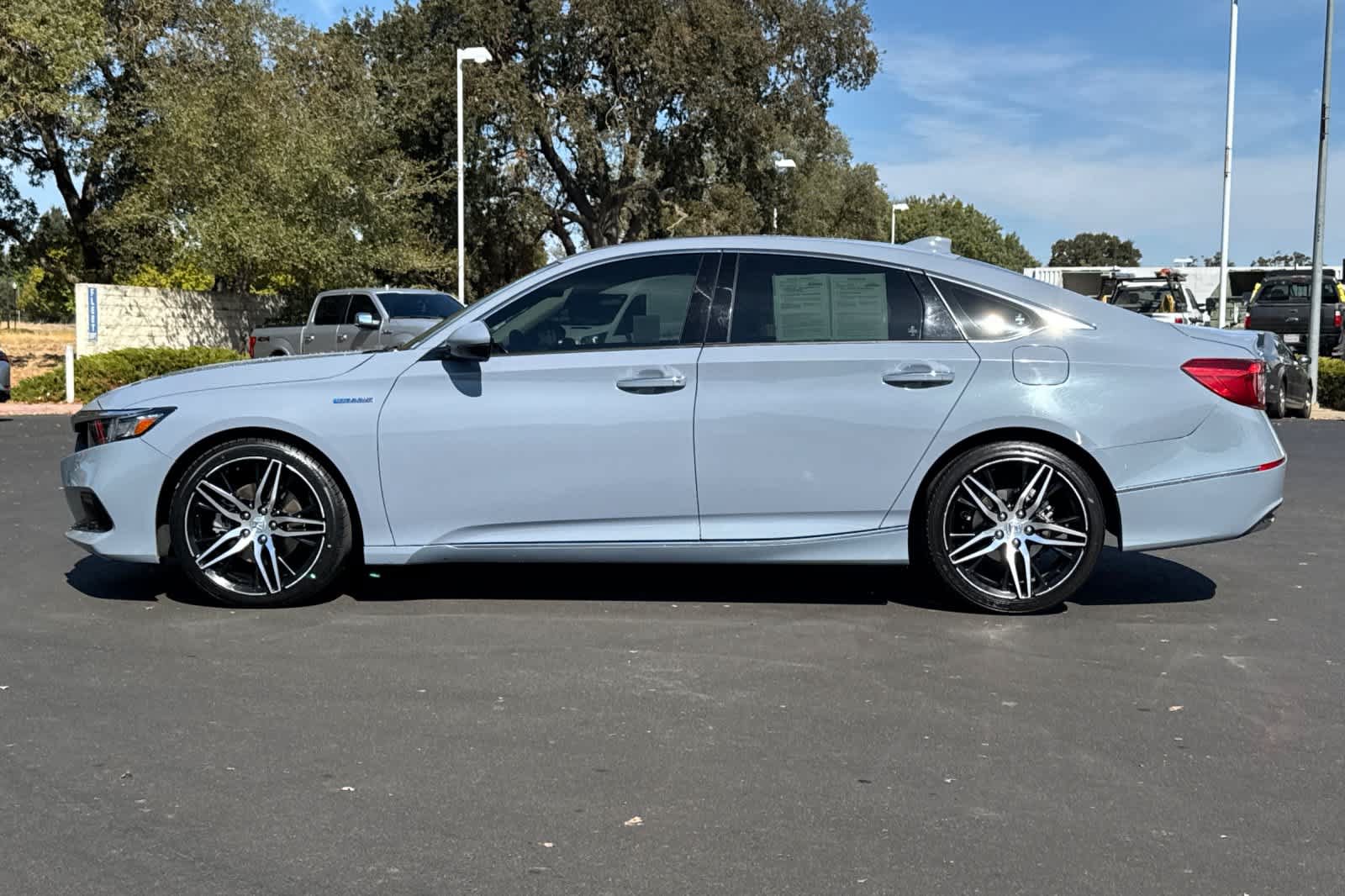 Used 2021 Honda Accord Touring image 5