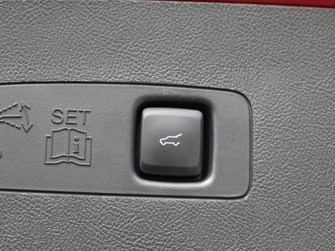 Used 2022 Lincoln Corsair FWD image 9