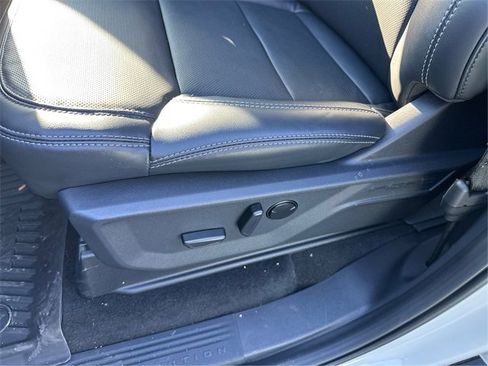 New 2025 Ford Expedition Max Platinum w/ Stealth Performance Package image 25