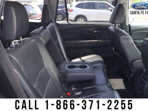 Used 2017 Honda Pilot Touring image 23