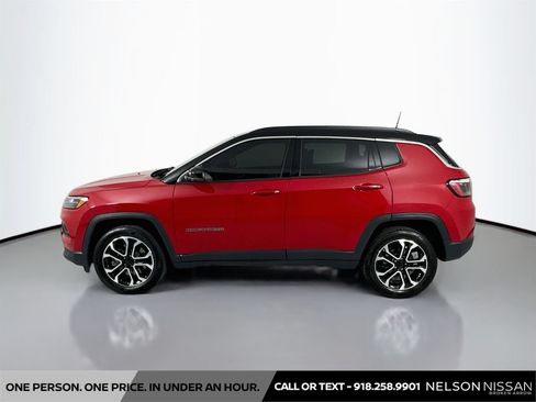 Used 2024 Jeep Compass Limited AWD/4WD image 8