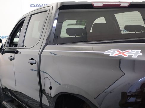 Used 2021 Chevrolet Silverado 1500 Custom image 11