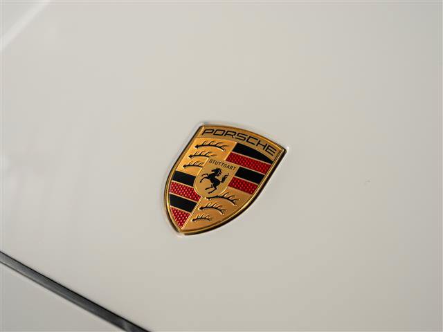 Certified 2025 Porsche Cayenne Coupe AWD/4WD image 13