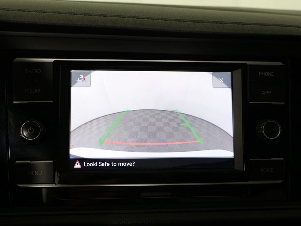 Used 2022 Volkswagen Jetta SE FWD image 45