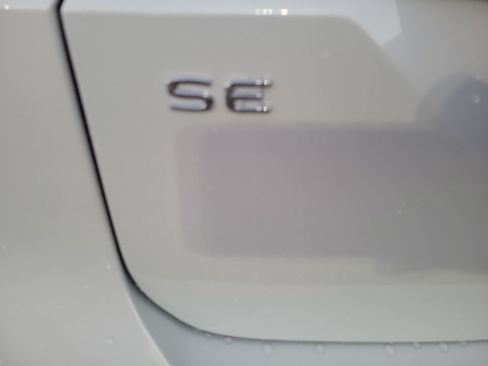 Certified 2026 Volkswagen Atlas SE w/ Panoramic Sunroof Package AWD/4WD image 14