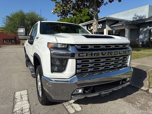 Used 2023 Chevrolet Silverado 2500 LT w/ Convenience Package AWD/4WD image 2