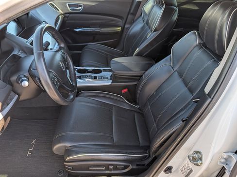 Used 2018 Acura TLX V6 w/ Technology Package image 2