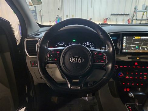 Used 2018 Kia Sportage SX image 12