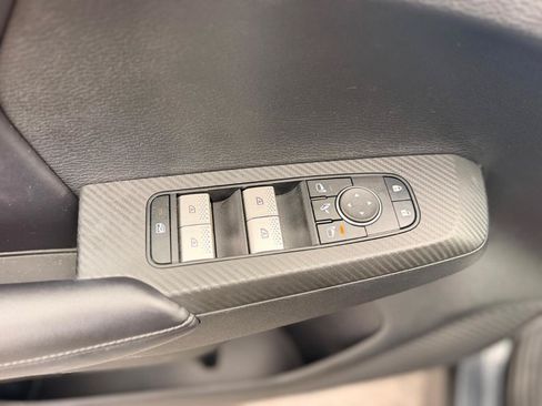 Used 2024 Mitsubishi Outlander FWD image 28