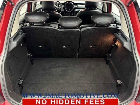 Used 2015 MINI Cooper 4-Door Hardtop image 16