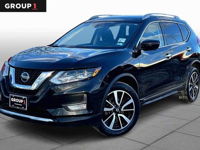 Used 2018 Nissan Rogue SL w/ Premium Package