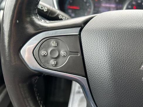Used 2021 Chevrolet Traverse LT w/ LT Premium Package AWD/4WD image 26