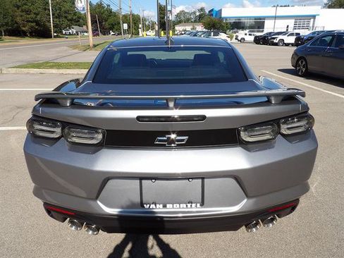 Used 2024 Chevrolet Camaro SS RWD image 4
