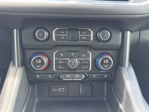 Used 2022 Chevrolet Suburban Z71 w/ Off-Road Capability Package AWD/4WD image 20