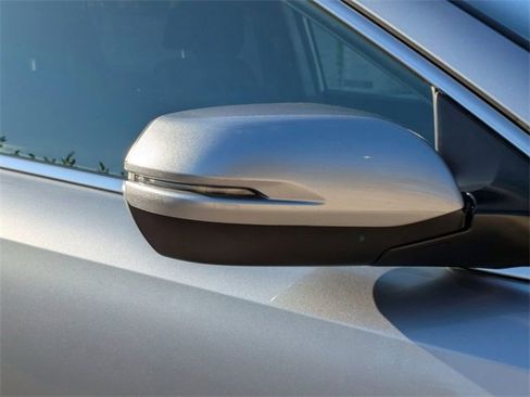 Used 2019 Honda CR-V EX image 12