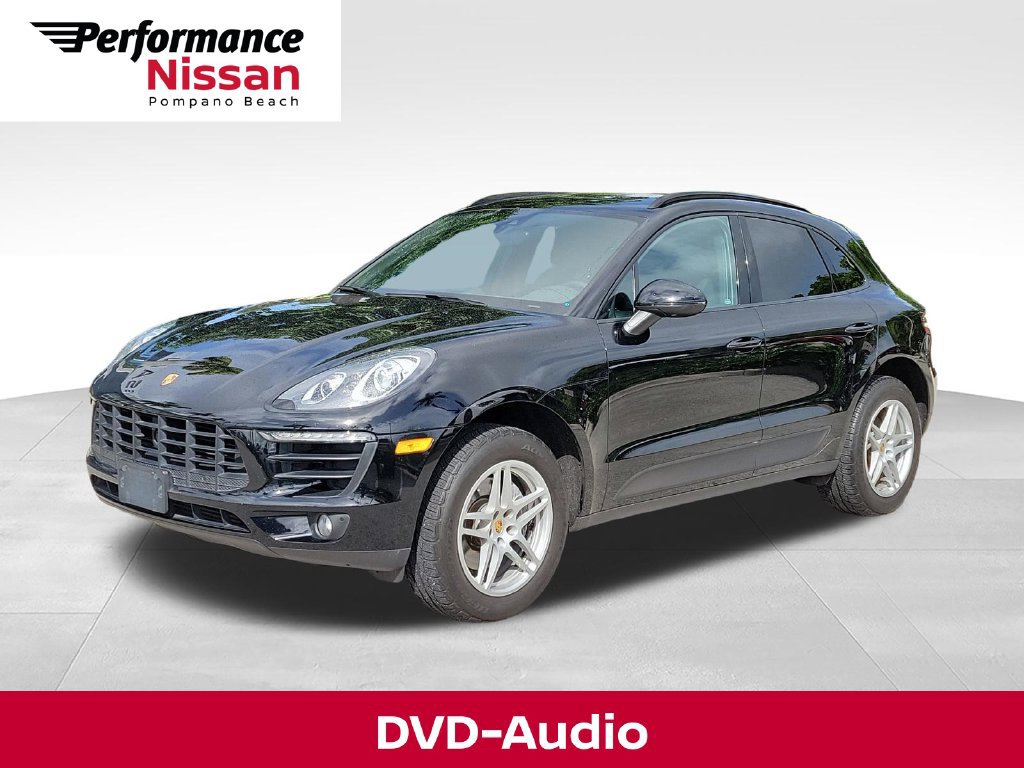 Used 2018 Porsche Macan AWD/4WD image 1