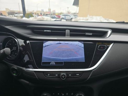Used 2023 Buick Encore GX Essence w/ Experience Buick Package image 16