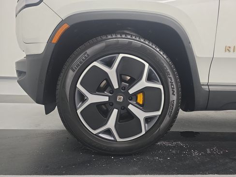 Used 2024 Rivian R1S Adventure Quad AWD/4WD image 9