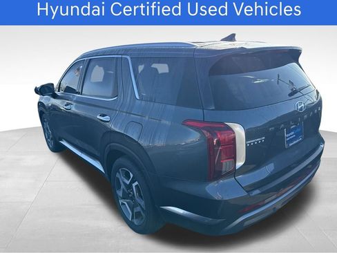 Used 2023 Hyundai Palisade Limited image 4