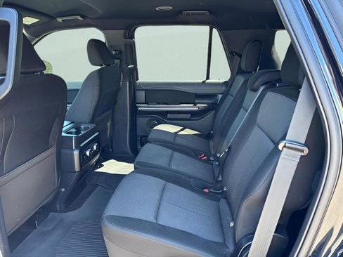 Used 2021 Ford Expedition XLT AWD/4WD image 5