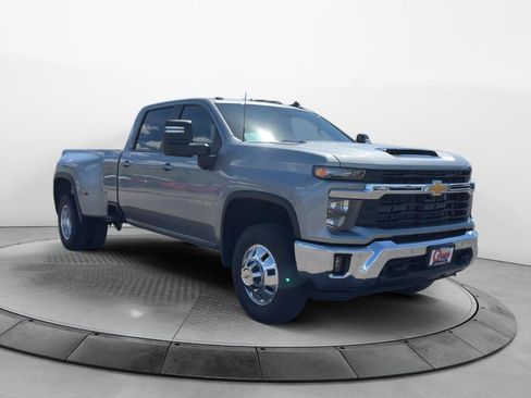 New 2026 Chevrolet Silverado 3500 LT w/ All Star Edition AWD/4WD image 6
