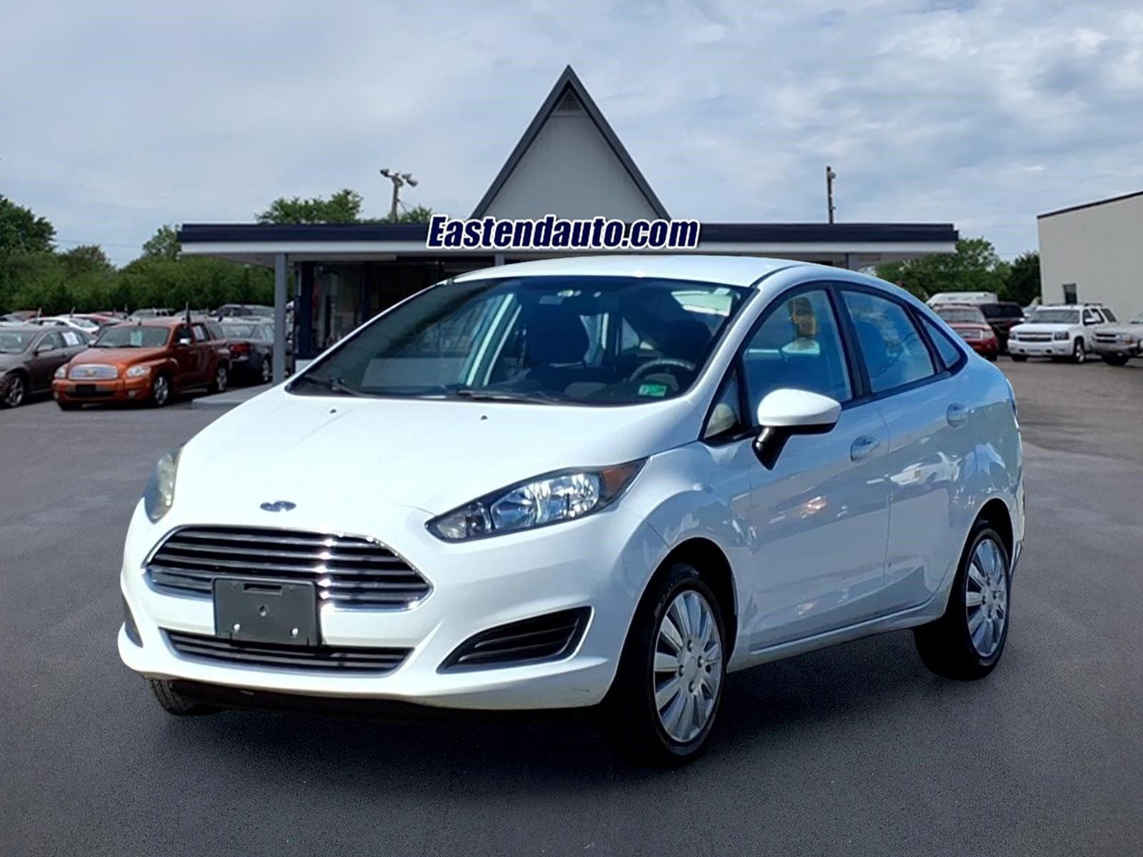 Used 2017 Ford Fiesta S FWD image 1