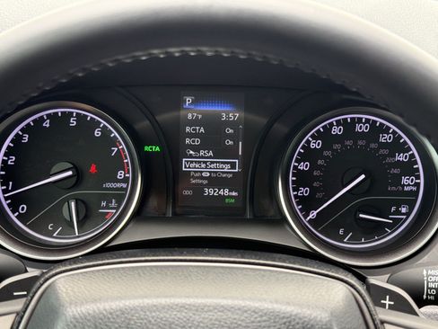 Used 2024 Toyota Camry SE FWD image 20