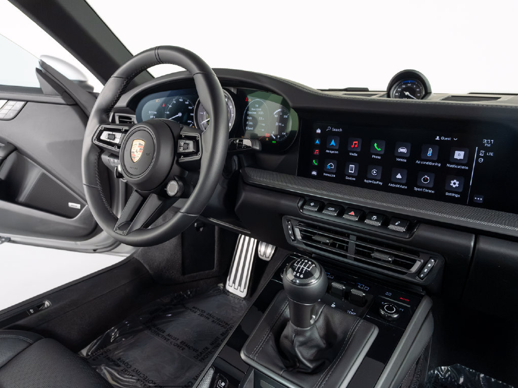 Certified 2024 Porsche 911 GT3 image 38