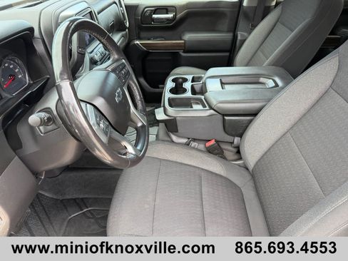 Used 2021 Chevrolet Silverado 1500 RST w/ Z71 Off-Road Package AWD/4WD image 15