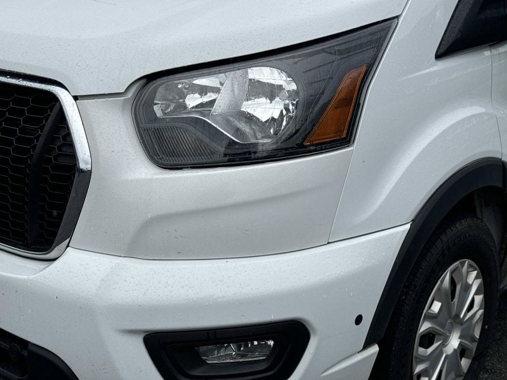 Used 2024 Ford Transit 350 XLT RWD image 9