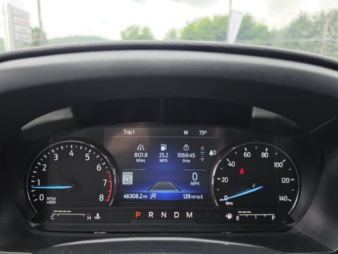 Used 2020 Ford Explorer XLT w/ Equipment Group 202A AWD/4WD image 23