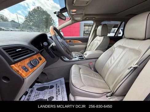 Used 2014 Lincoln MKX FWD w/ Equipment Group 102A image 21