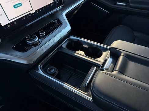 New 2026 Ford Expedition Max Platinum w/ Driver's Package image 20