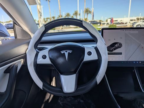 Used 2019 Tesla Model 3 Long Range image 26