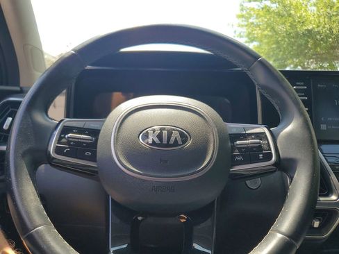 Used 2021 Kia Sorento EX image 25