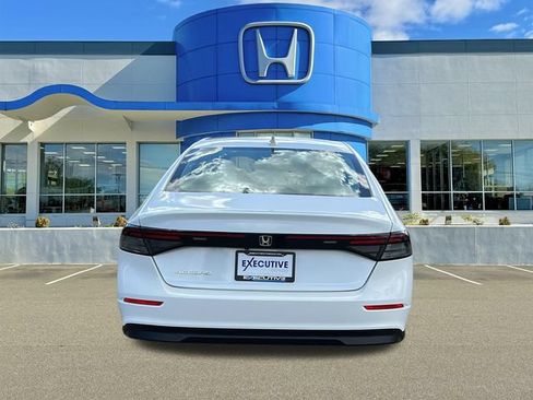 Used 2024 Honda Accord LX image 5